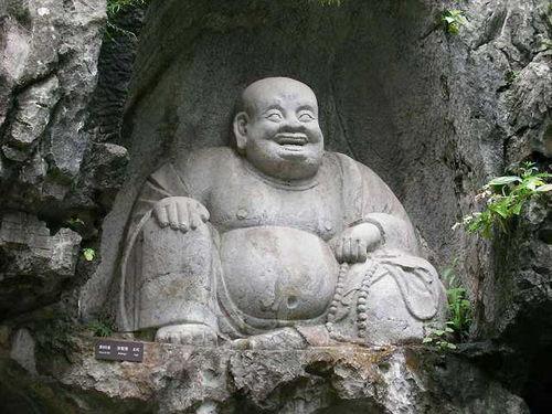 黑神话弥勒佛吃瓜,黑神话中的趣味一幕