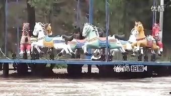 公交车顶臀视频,一场引发热议的公共道德风波