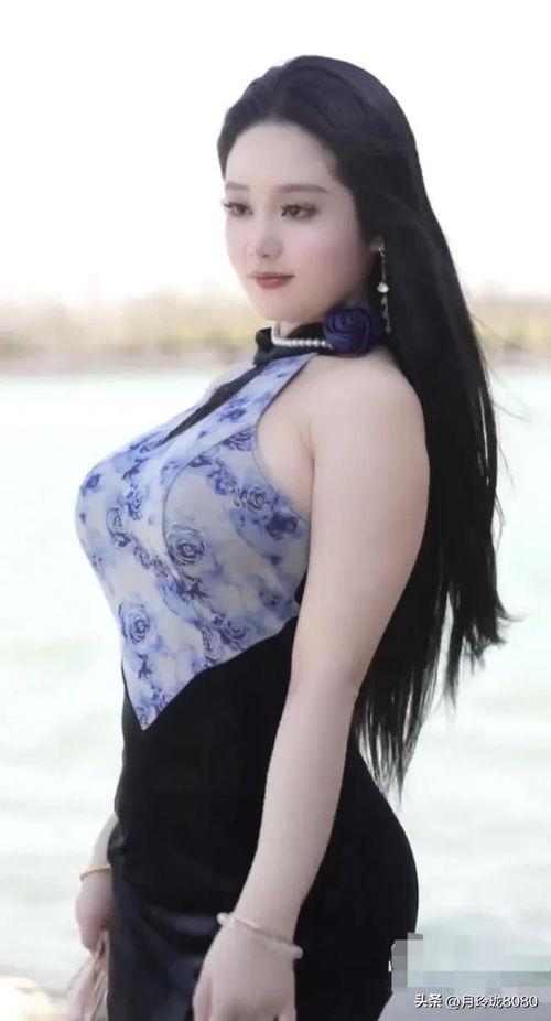 丰满美女视频,一窥丰满美女的时尚风采