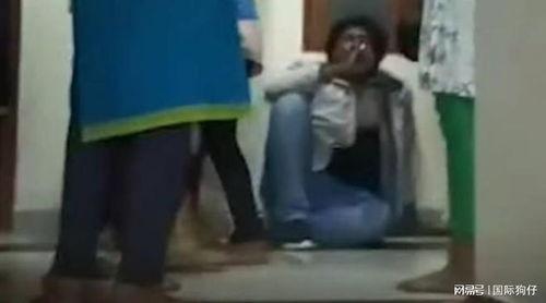 男上女下视频,男上女下视角下的情感互动瞬间