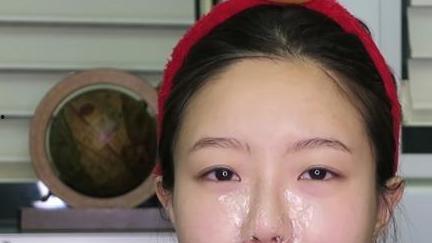 挤鼻子黑头视频,鼻子焕发光彩！