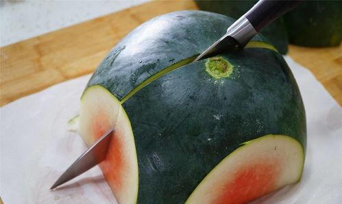 吃瓜爆料手受伤图片,吃瓜手受伤，揭秘幕后真相