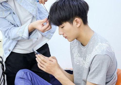 吃瓜爆料李宏毅视频,揭秘娱乐圈幕后真相