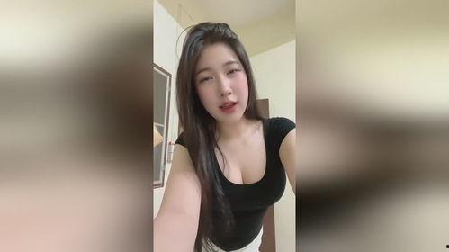 美女视频视频,揭秘短视频中的惊艳美女风采