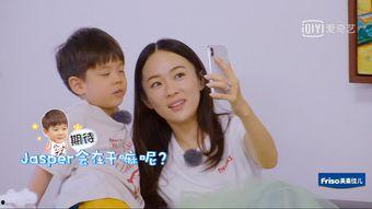 逗奶视频,萌娃奶爸欢乐日常，温馨瞬间尽收眼底