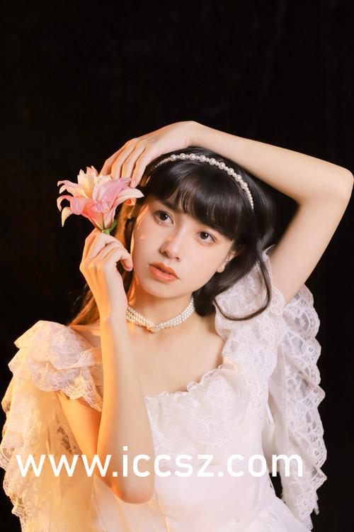 泄密爆料吃瓜,泄密爆料背后的吃瓜真相