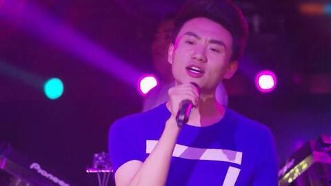 美脚丝袜视频,美脚丝袜视频中的性感魅力解析